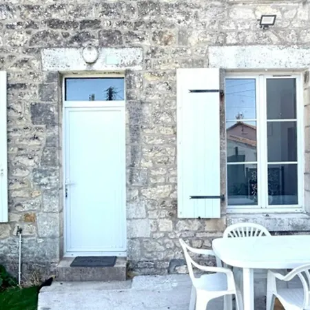 House Near The Port Of Dom wakacyjny
